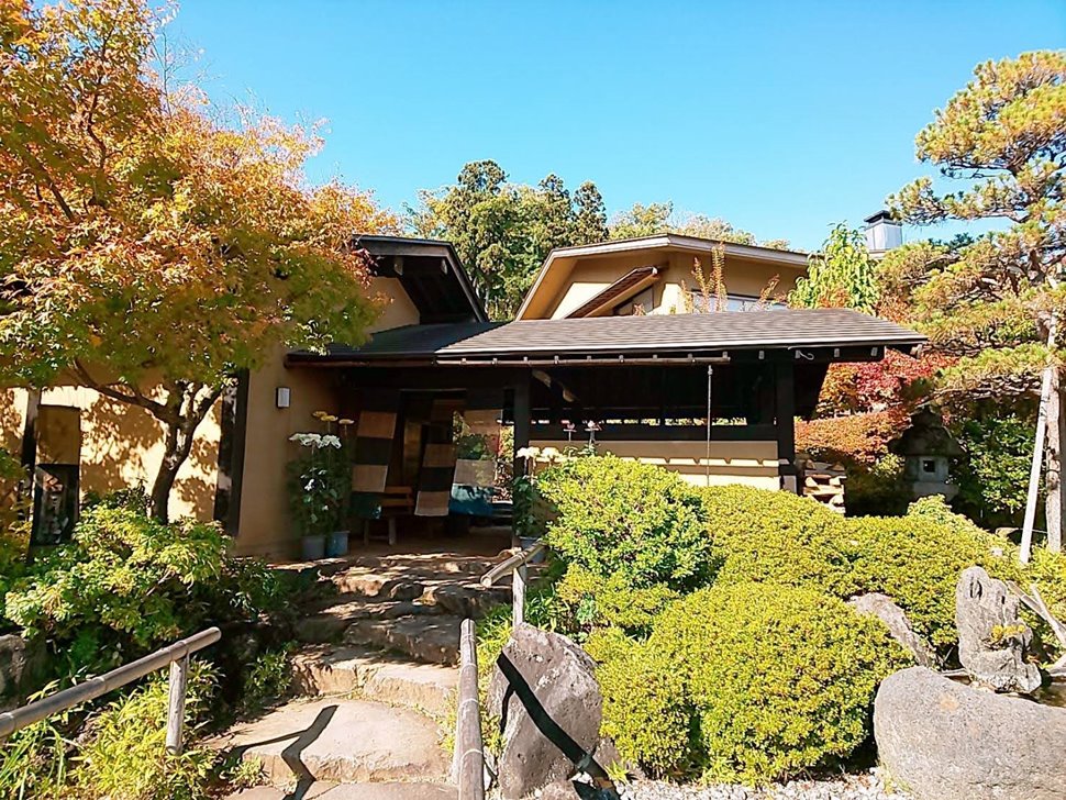 名月荘 かみのやま温泉 山形県 気品ある名門の宿で 風情ある多彩なお風呂を満喫